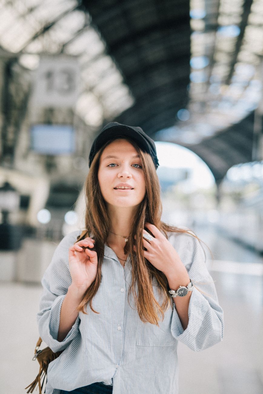 Elena Rostova traveler portrait